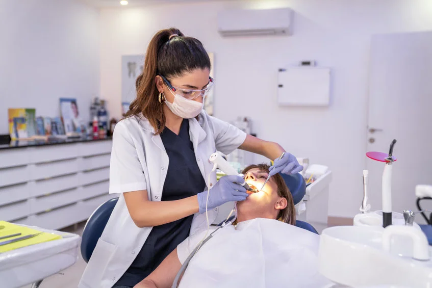 Full and partial denture types