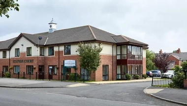 Station Court