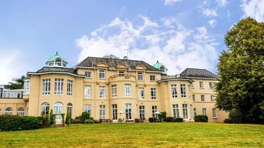 Bushey House Beaumont