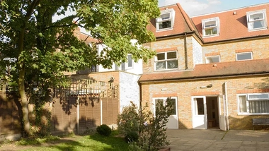 Roseneath Avenue