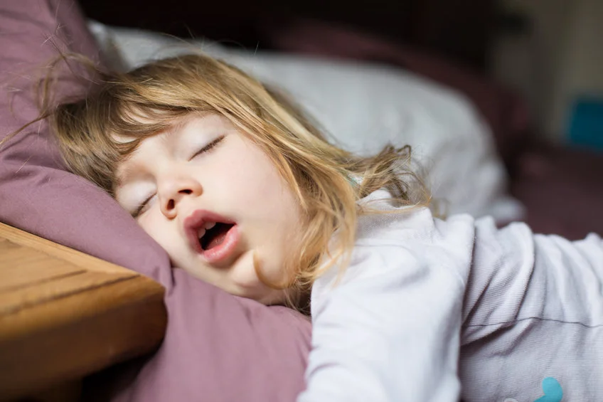 Child bedtime routine sleep training